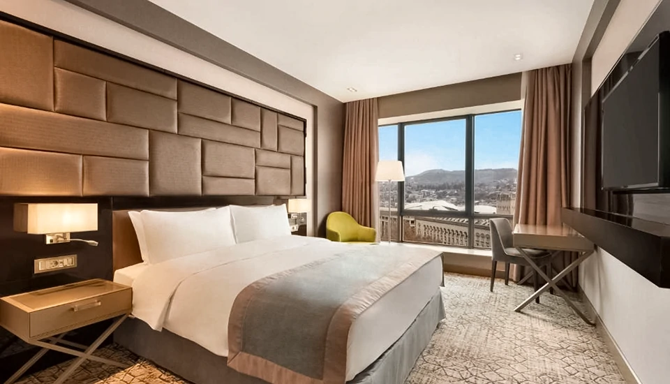 هتل ویندهام گرند تفلیس